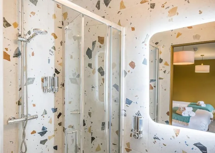 Luxury Eleven Bedroom House Sleeps 23 5-10 Mins Walk From Town Centre * קיל איירן