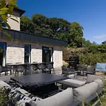 Luxury Eleven Bedroom House Sleeps 23 5-10 Mins Walk From Town Centre Κιλάρνεϊ