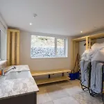 Luxury Eleven Bedroom House Sleeps 23 5-10 Mins Walk From Town Centre Σπίτι διακοπών
